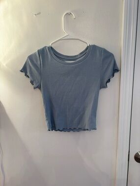 Aeropostale Light Blue Ribbed Lettuce-Edge Crop Top